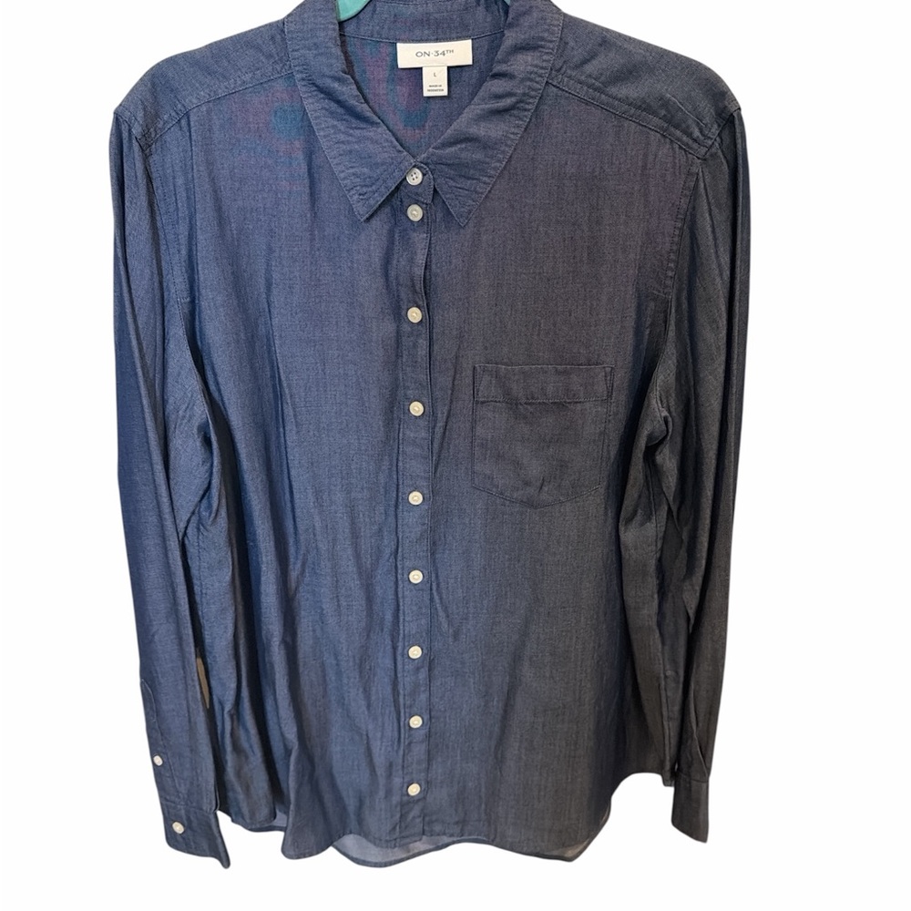 ON 34th Women's Blue Chambray Button-Down Blouse